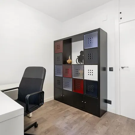 Your In Office & Gym & Parking Free * Barcelona